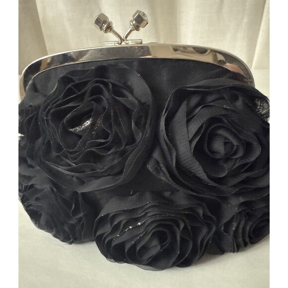Black Floral Mini Evening Bag Kiss Lock - Picture 2 of 13
